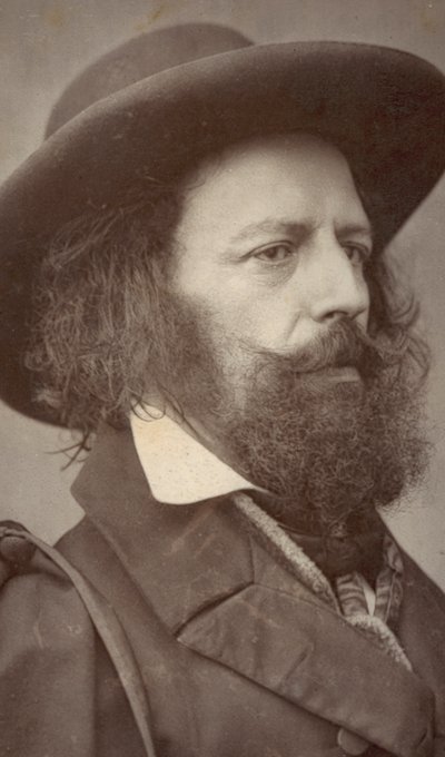 Alfred Lord Tennyson, Dichter, Porträt (s/w Foto) von English Photographer