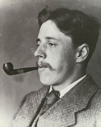 Arnold Bennett, rauchend, Porträt von English Photographer
