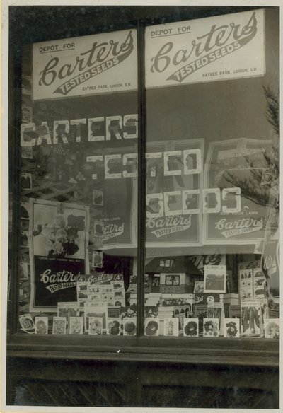 Carters getestete Samen Ausstellung von English Photographer