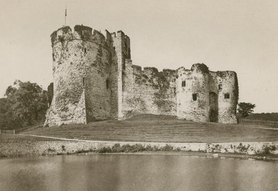 Chepstow Castle, vom Wassergraben von English Photographer