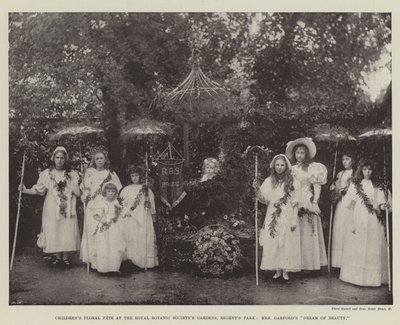 Kinderblumenfest in den Gärten der Royal Botanic Society, Regents Park, Mrs Garfords Traum von Schönheit von English Photographer