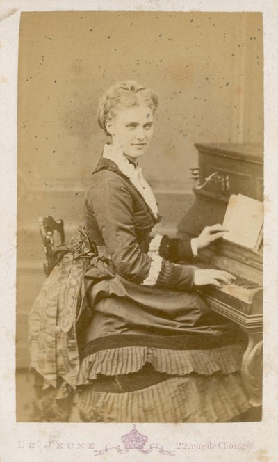 Christine Nielson von English Photographer