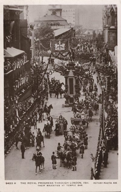 Krönungsprozession von König George V. und Königin, Temple Bar, London von English Photographer