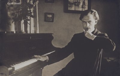 Cyril Scott, englischer Komponist, Schriftsteller und Dichter (s/w Foto) von English Photographer