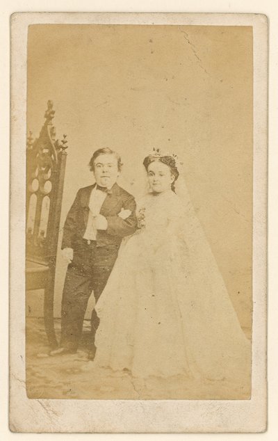 General Tom Thumb und seine Frau von English Photographer