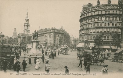 Grand Hotel und Trafalgar Square, London von English Photographer