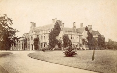 Hannington Hall, Wilts (s/w Foto) von English Photographer