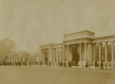 Hyde Park Corner, London von English Photographer
