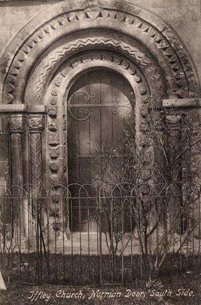 Iffley Kirche, Normannisches Tor, Südseite von English Photographer