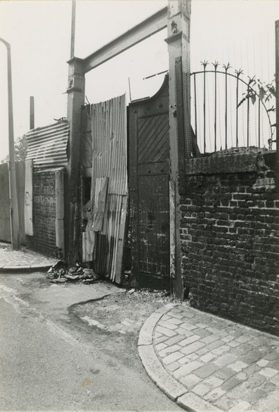 Jack the Ripper: Durward Street von English Photographer