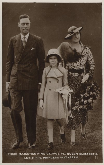 König George VI., Königin Mary und ihre älteste Tochter, Prinzessin Elizabeth von English Photographer