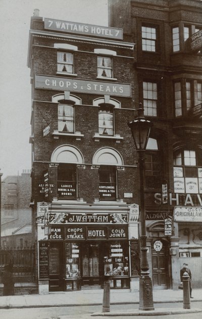 London Chops and Steaks Shop, Wattams Hotel von English Photographer