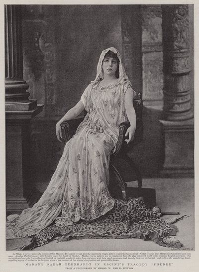 Madame Sarah Bernhardt in Racines Tragödie Phèdre von English Photographer