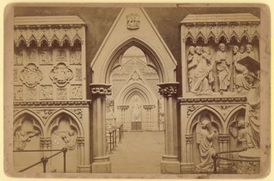Mittelalterlicher Hof, Kristallpalast, Sydenham, London von English Photographer
