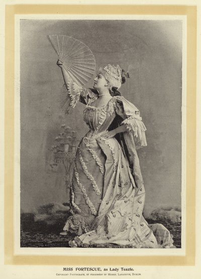 Miss Fortescue als Lady Teazle von English Photographer