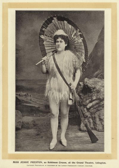 Miss Jessie Preston als Robinson Crusoe im Grand Theatre, Islington von English Photographer