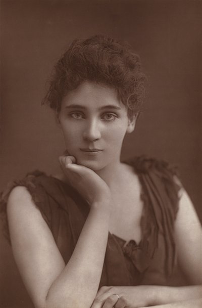 Fräulein Robins von English Photographer