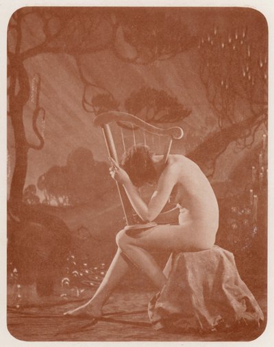 Nudistische Kunst: Herzsaiten von English Photographer