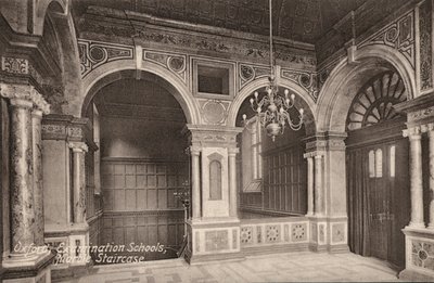 Oxford Examination Schools, Marmortreppe von English Photographer