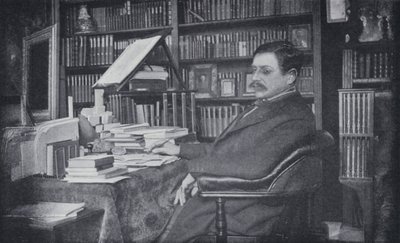 Paul Bourget in seinem Arbeitszimmer (s/w Foto) von English Photographer