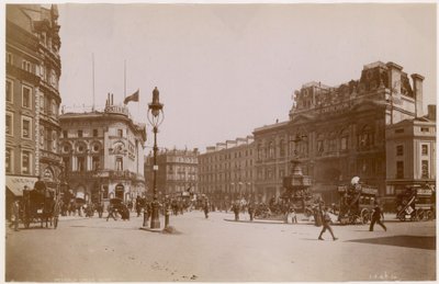 Piccadilly Circus, London von English Photographer