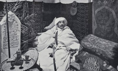 Pierre Loti in seinem Arbeitszimmer (s/w Foto) von English Photographer