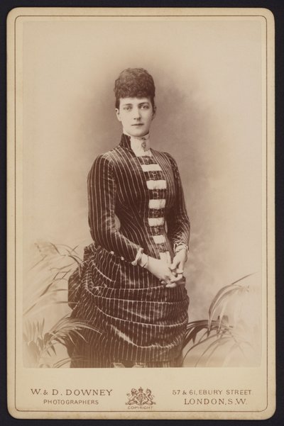 Porträt, Alexandra von Dänemark, verheiratet mit Prinz Albert Edward, später König Edward VII von English Photographer