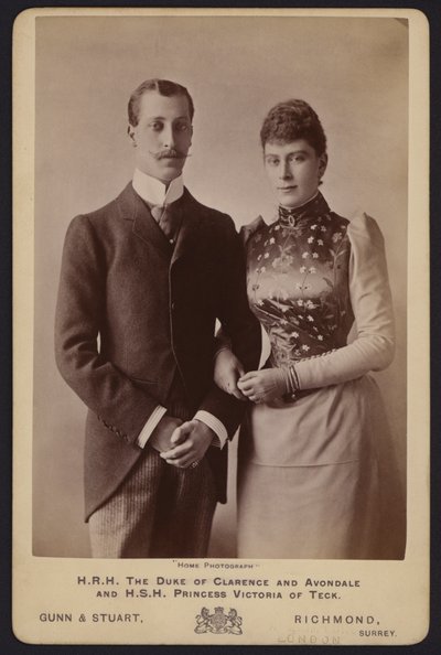 Porträt, Prinz Albert Victor, ältester Sohn von König Edward VII, und Prinzessin Mary von Teck von English Photographer