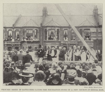 Prinzessin Henry von Battenberg legt den Grundstein einer neuen Kirche in Kensal Rise von English Photographer