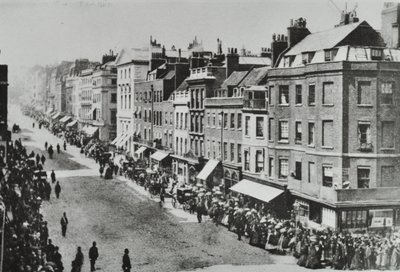 Saint Jamess Street, Westminster LB: Blick nach Norden von Pall Mall, 1889 von English Photographer