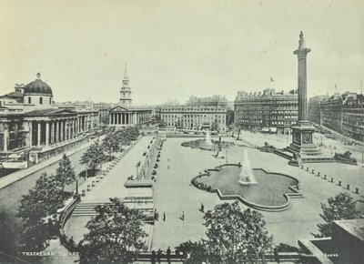 Saint Martin in the Fields National Gallery Nelsonsäule, Trafalgar Square, Westminster LB: Dachansicht Blick nach Osten, 1895 von English Photographer