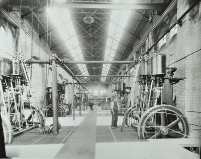 Southern Outfall Sewer, Crossness: Innenansicht des Maschinenhauses, 1894 von English Photographer