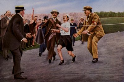 Leidet unter Dehydration und Erschöpfung. Der italienische Athlet Dorando Pietri wird über die Ziellinie geholfen, um den Marathon bei den Olympischen Spielen in London 1908 zu gewinnen von English Photographer