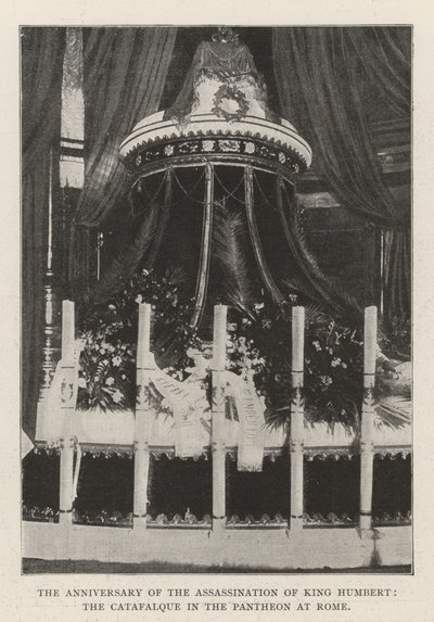 Der Jahrestag der Ermordung von König Umberto, der Katafalk im Pantheon in Rom von English Photographer