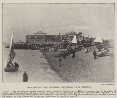 Der Clarence Pier, Southsea, Gebäude, die am 2. Mai 1896 entfernt werden sollen von English Photographer