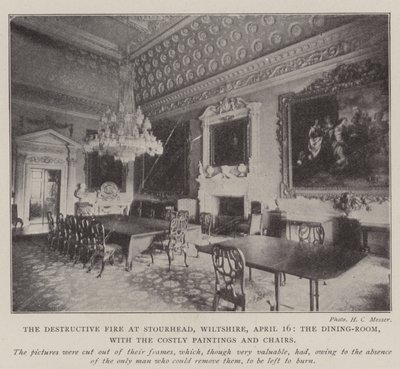 Das zerstörerische Feuer in Stourhead, Wiltshire, 16. April, das Speisezimmer mit den kostbaren Gemälden und Stühlen von English Photographer