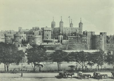 Tower of London, Tower Hill, 1890 von English Photographer