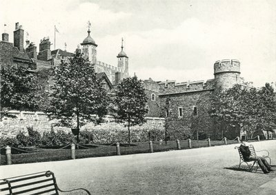 Tower of London vom Kai von English Photographer