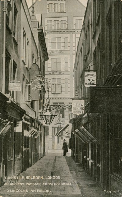 Drehkreuz, Holborn, London von English Photographer