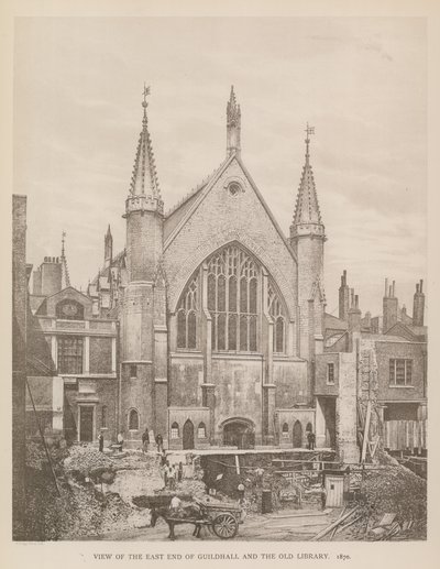 Ansicht des Ostendes der Guildhall, London, und der alten Bibliothek, 1870 von English Photographer