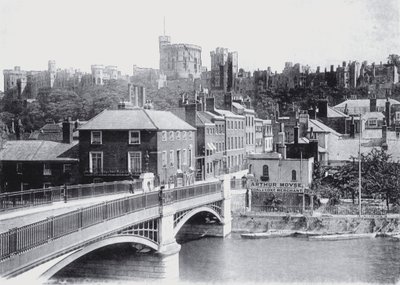Windsor Schloss von der Brücke von English Photographer