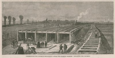 Bau des Betonwalls über die Plaistow-Marschen von English School