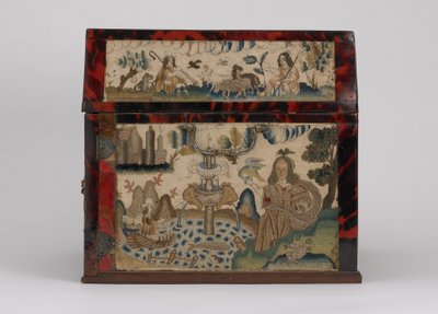 Bestickter Kasten, ca. 1660 (Seide, Leinwand, Holz, Schildpatt und Silberbeschläge) von English School