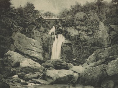 Inversnaid-Wasserfälle, Loch Lomond von English School
