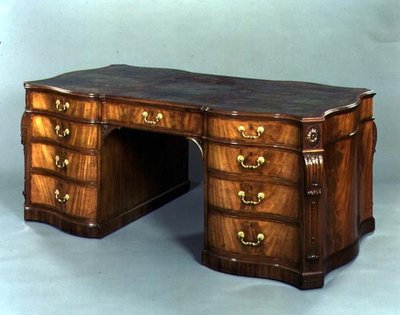 Bibliothekstisch von Gillows of Lancaster nach einem Entwurf von Thomas Chippendale, 1778 geliefert an Sir James Ibbetson von English School