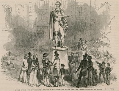Statue des Duke of Wellington, im Innenhof des Tower of London errichtet von English School