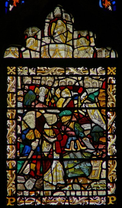 Das Ostfenster, das den heiligen Johannes auf Patmos und Engelmusiker im Baldachin darstellt von English School