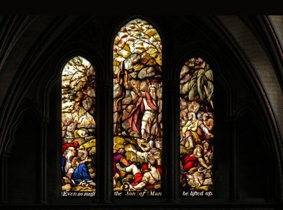 Fenster High Ew mit Darstellung von Moses und der ehernen Schlange von English School