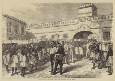 Frauen verlassen Cape Coast Castle mit Proviant für die Truppen (Stich) von English School