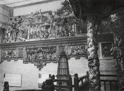Kuangchou, Kuangtung, Kanton, Tempel des Medizin-Gottes, Reliefs im Hauptgericht von Ernst Boerschmann
